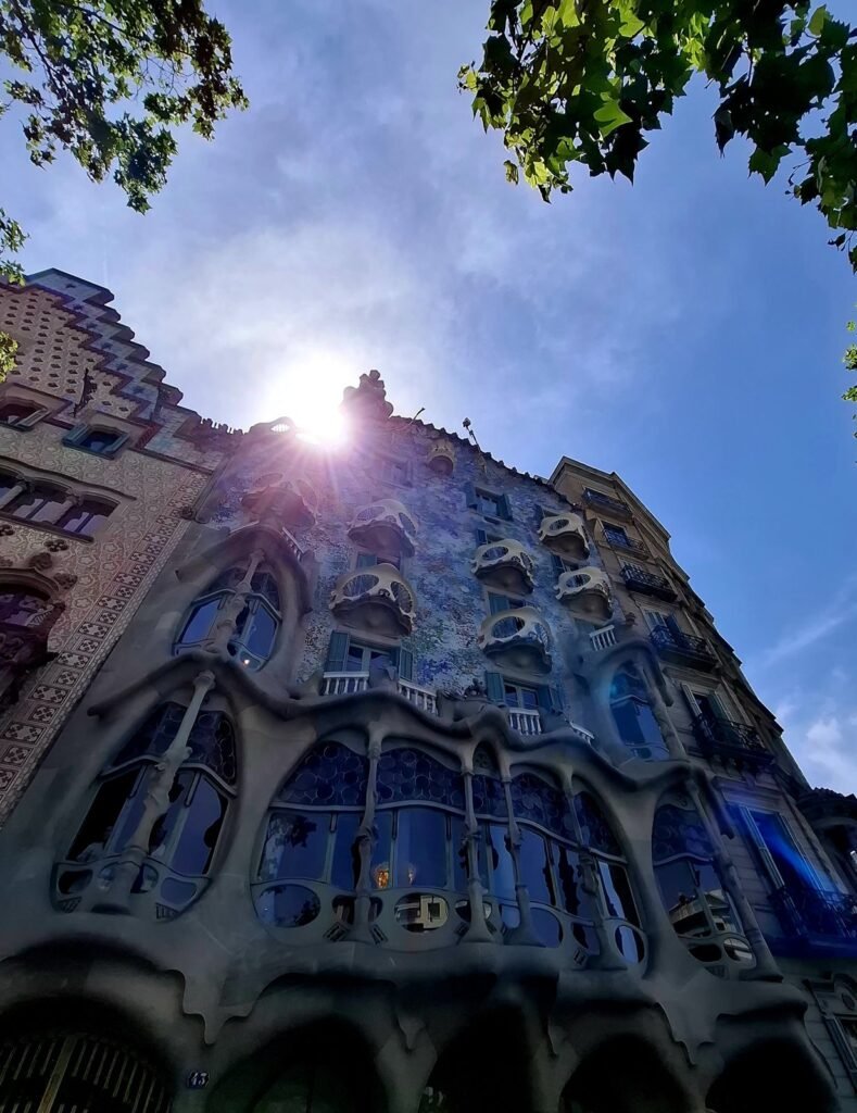façade de la Casa Batlló de Gaudí à Barcelone